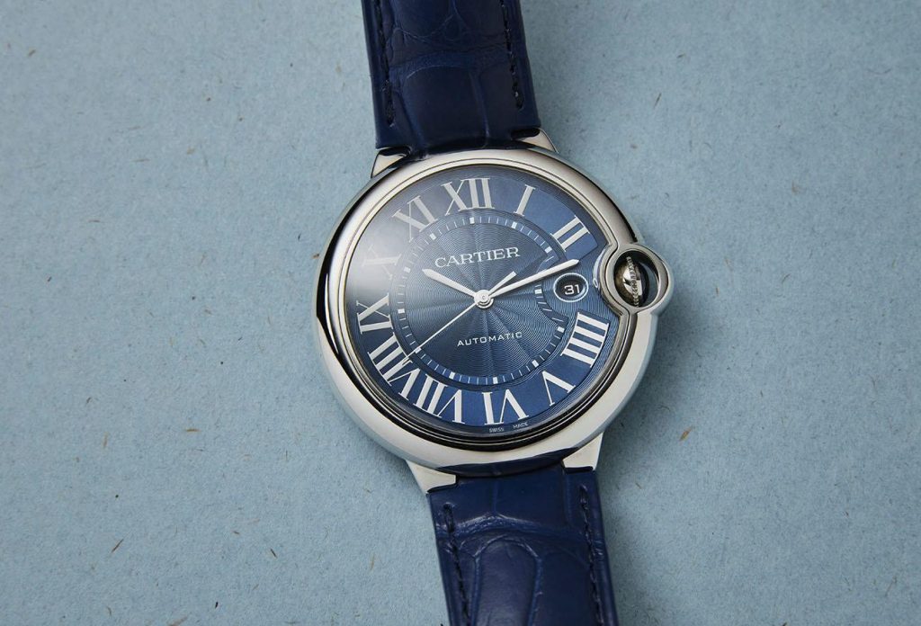 Cartier replica watch uk is good choice for modern men and women.