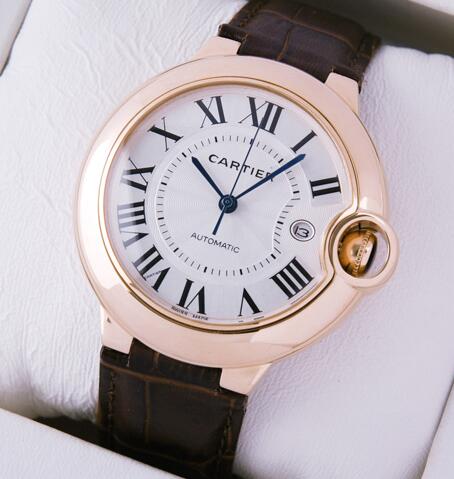 42MM Ballon Bleu De Cartier fake watches maintain the classic Roman numerals.