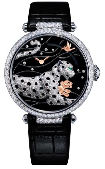 Knock-off Cartier creative watches are made of white gold.