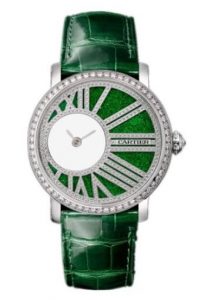 The 18k white gold fake watches have green straps.